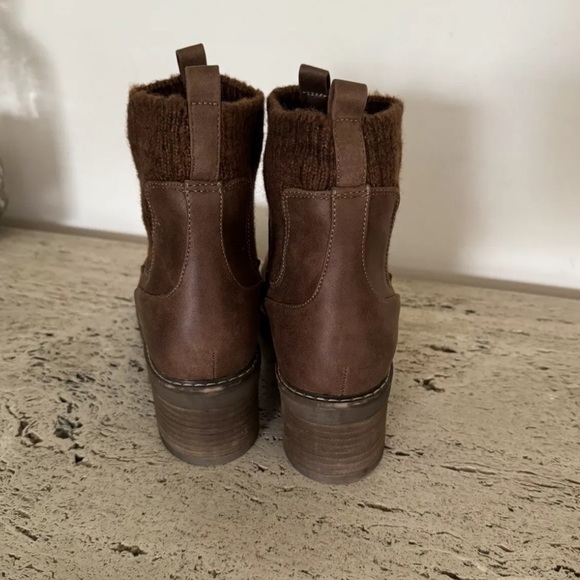 NWOB Steve Madden Apollo boots. Size 11. MSRP $100 - Picture 4 of 11